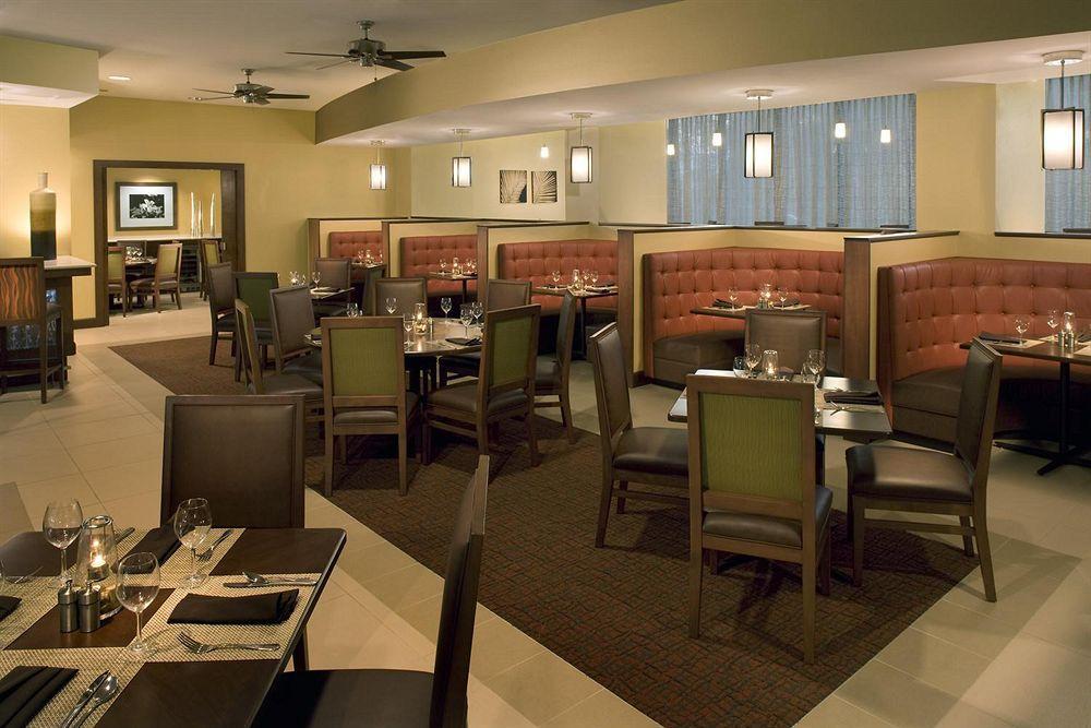 Four Points By Sheraton Suites Tampa Airport Westshore Restaurante foto